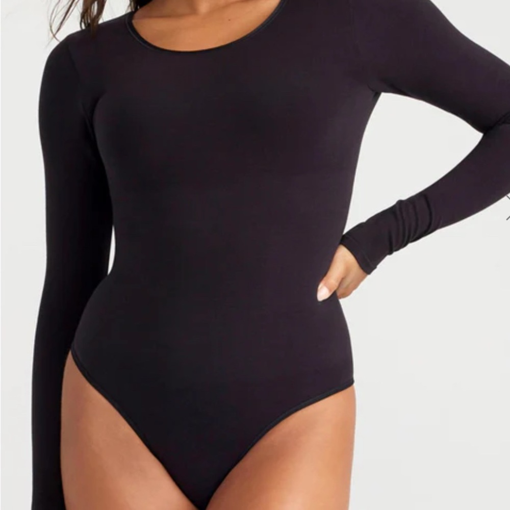 New!!!! Yummie Black Long Sleeve Shaping Bodysuit Medium/Large